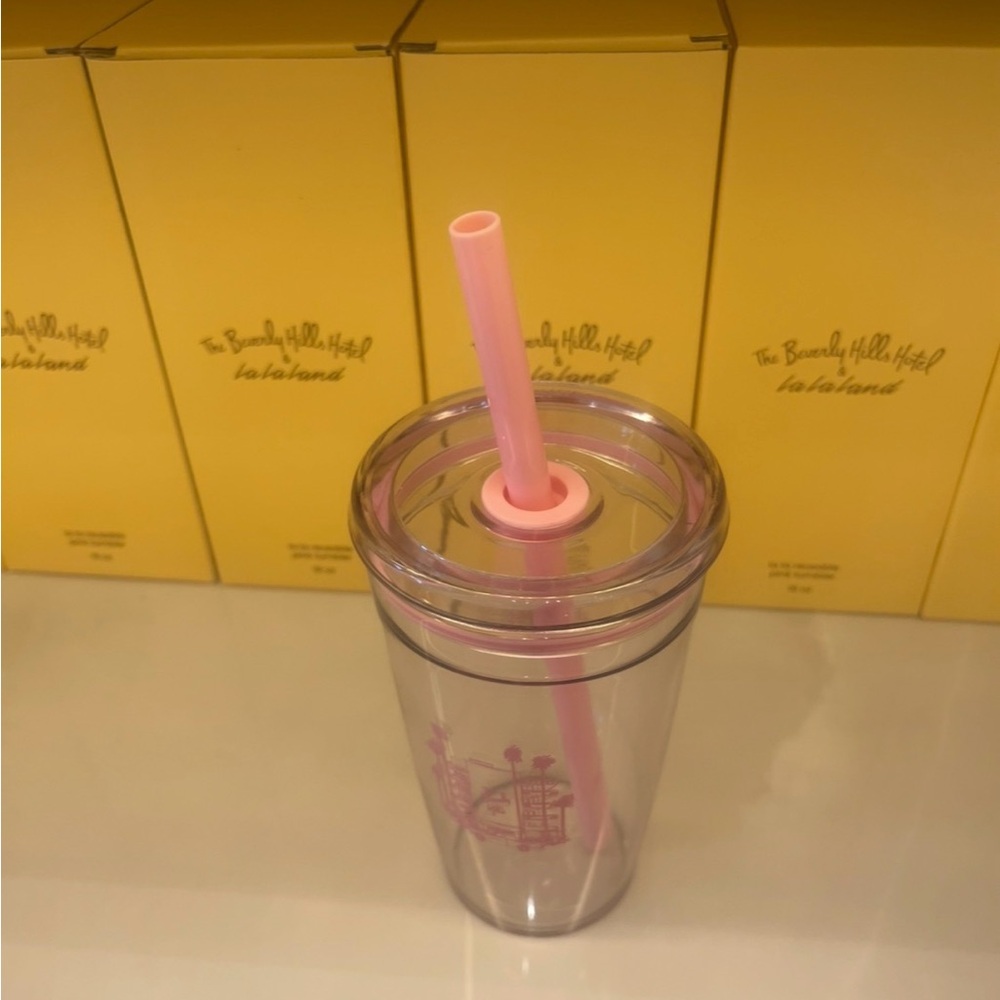 La La Land x The Beverly Hills Hotel Limited Edition Tumbler with Straw. NIB - Picture 3 of 12